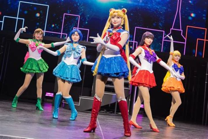 Meet Yuki Tsunoda Sister Riko Tsunoda, Parents And Net Worth