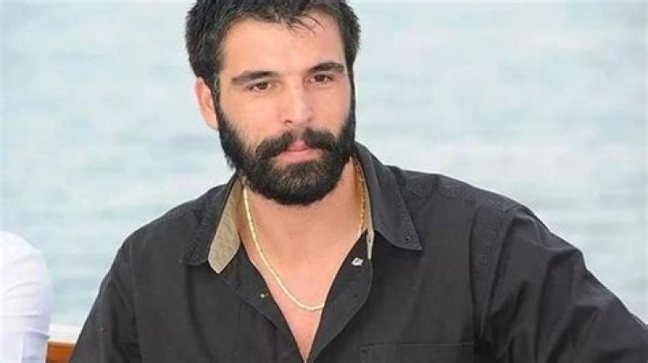 mehmet akif alakurt Google Search Handsome arab men, Turkish men
