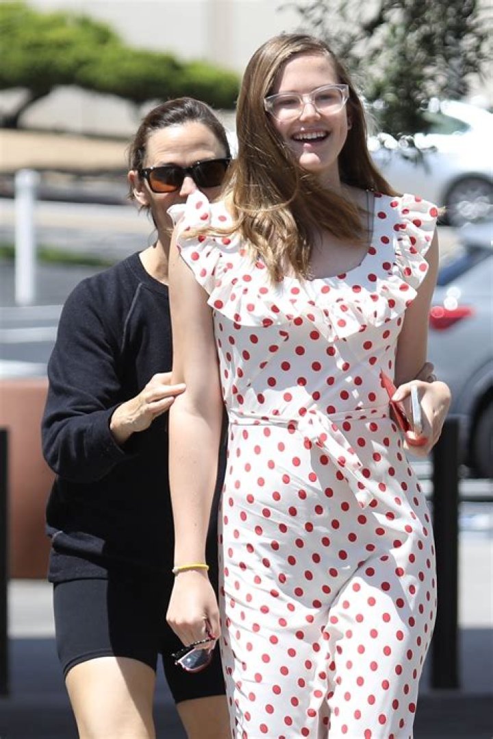 melissareevesbikinicandidsinmarbellaspain05 GotCeleb