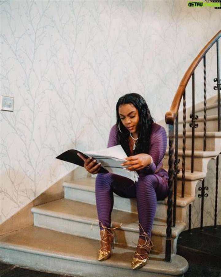 Mena Monroe Before Surgery, Career, and Net Worth