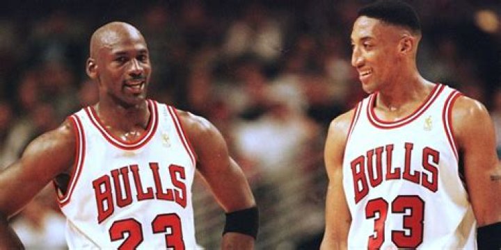 Michael Jordan, Scottie Pippen and Jerry Rice just don't look right in