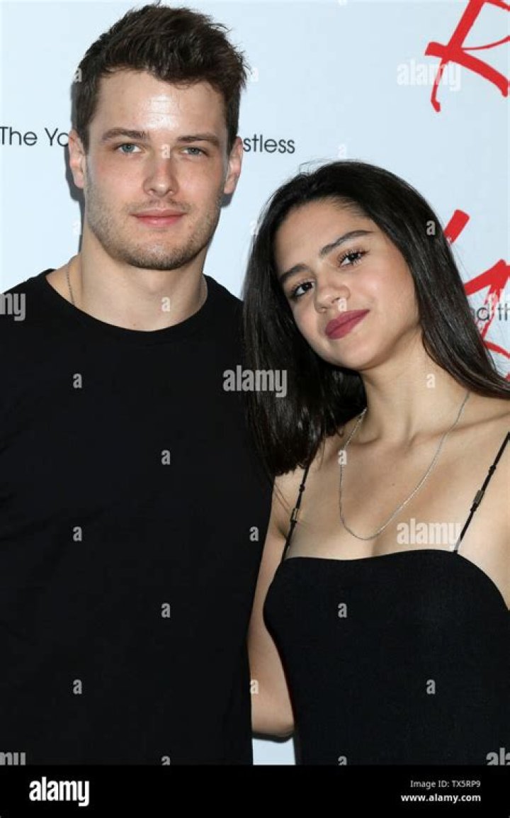 Michael Mealor, Sasha Calle at arrivals for THE YOUNG AND THE RESTLESS