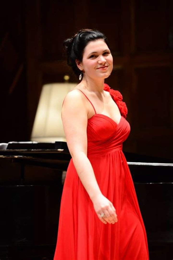 Michaela Anthony (Soprano) Short Biography