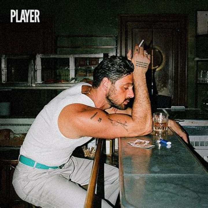 Michele Morrone Player 360 MAGAZINE GREEN DESIGN POP NEWS