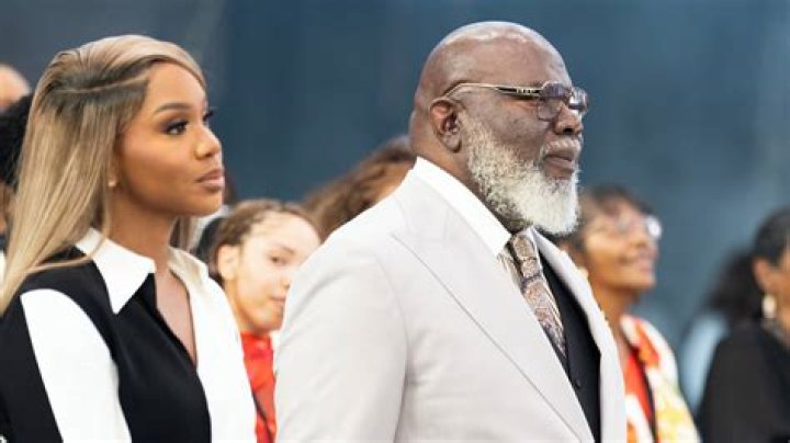 Michelle Loud,Cora Jakes Sacrifice of Humiliation YouTube