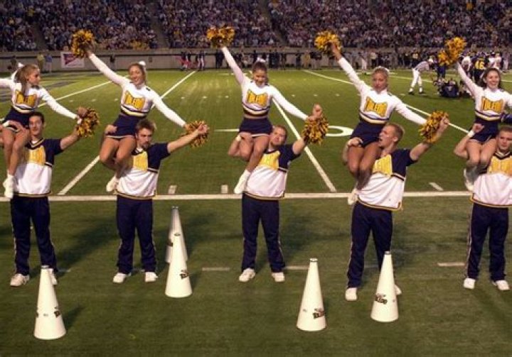 Michigan State Cheerleaders Rose Bowl