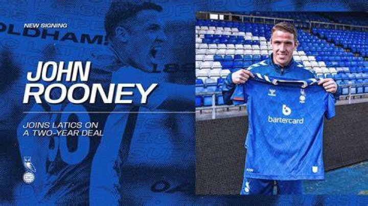 Midfielder John Rooney signs for County! Stockport County