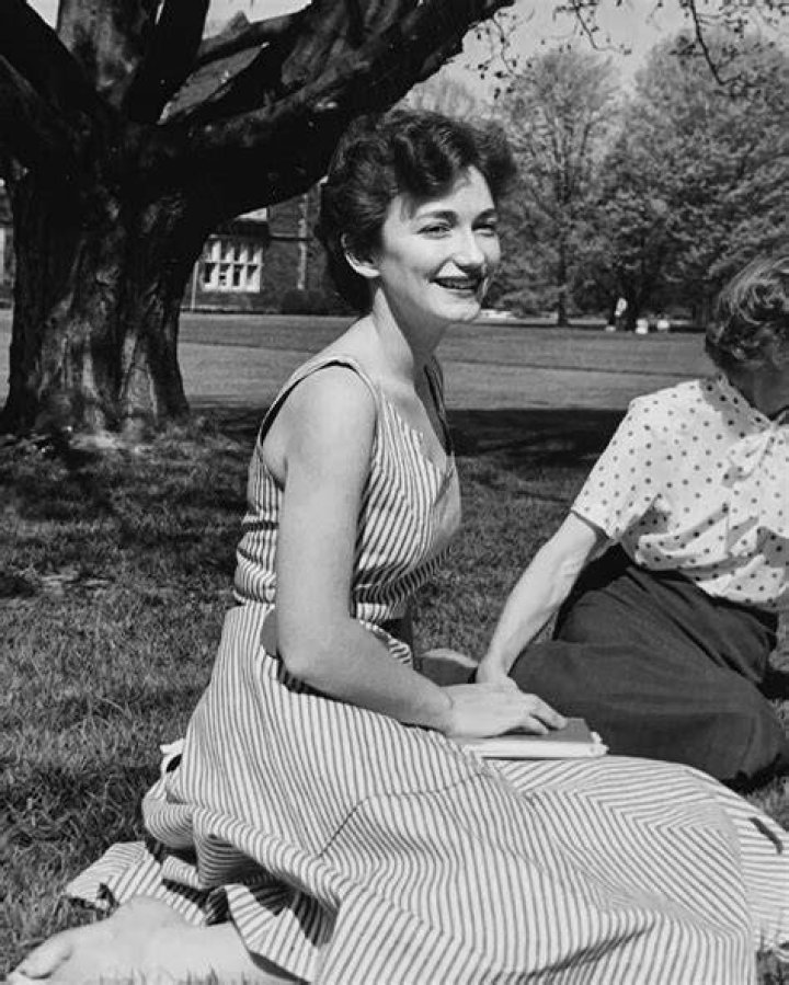 Mildred Howe 1958 In Memoriam Reed Magazine
