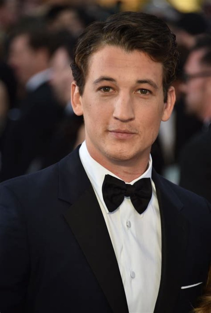 Miles Teller's Bud Light Super Bowl 2023 Ad CoStar Is His RealLife