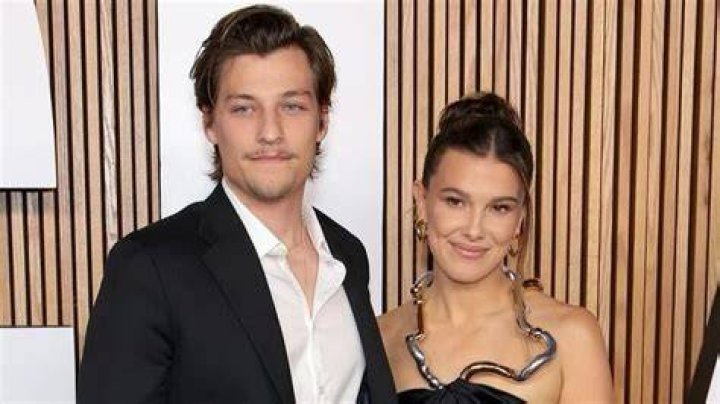 Millie Bobby Brown y Jake Bongiovi se comprometieron y esta foto lo