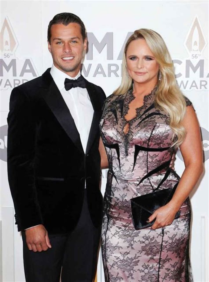 Miranda Lambert and Husband Brendan McLoughlin Buy NYC Apartment