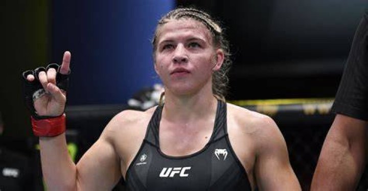 Miranda Maverick congratulates Maycee Barber on victory at UFC Vegas 32 "We will meet again