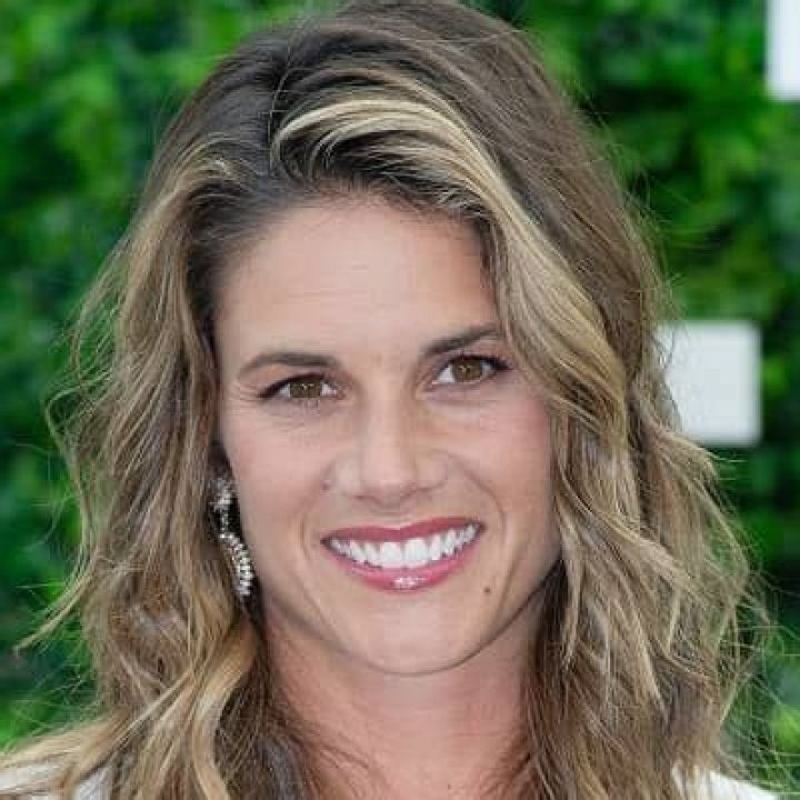 Missy Peregrym Bio Age, Net Worth, Husband, Children, Height, Weight