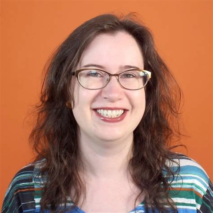 Mollie Little Senior Product Designer HubSpot LinkedIn