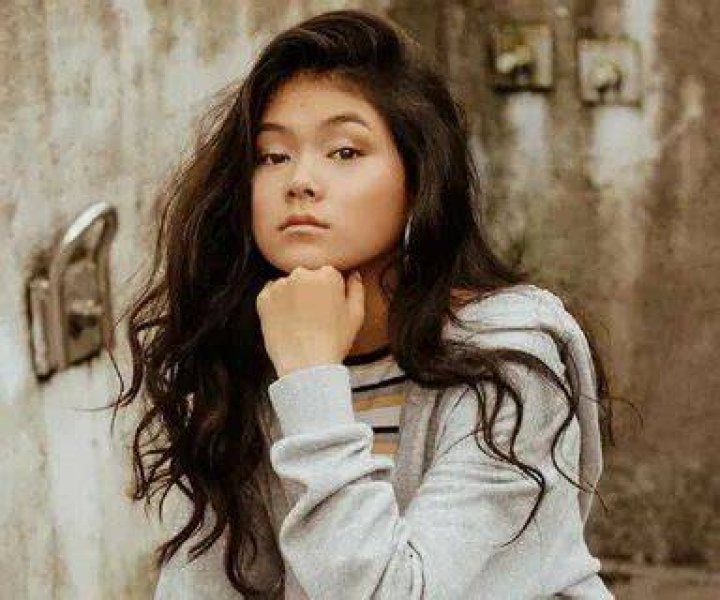 Momona Tamada Biography Facts, Childhood, Family Life & Achievements