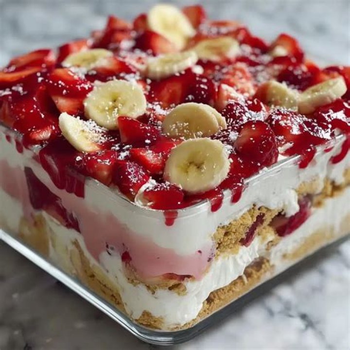 Moms Pantry Banana Strawberry Pudding Dessert