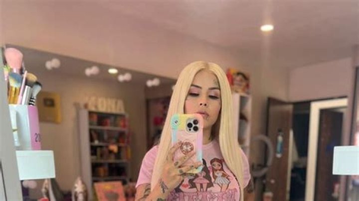 Mona quiere colaborar con Karely Ruiz, pero antes esconder&aacute; a Geros
