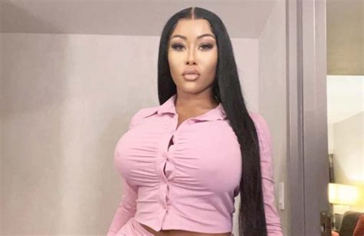 Moriah Millss Bio, Age, Height Models Biography