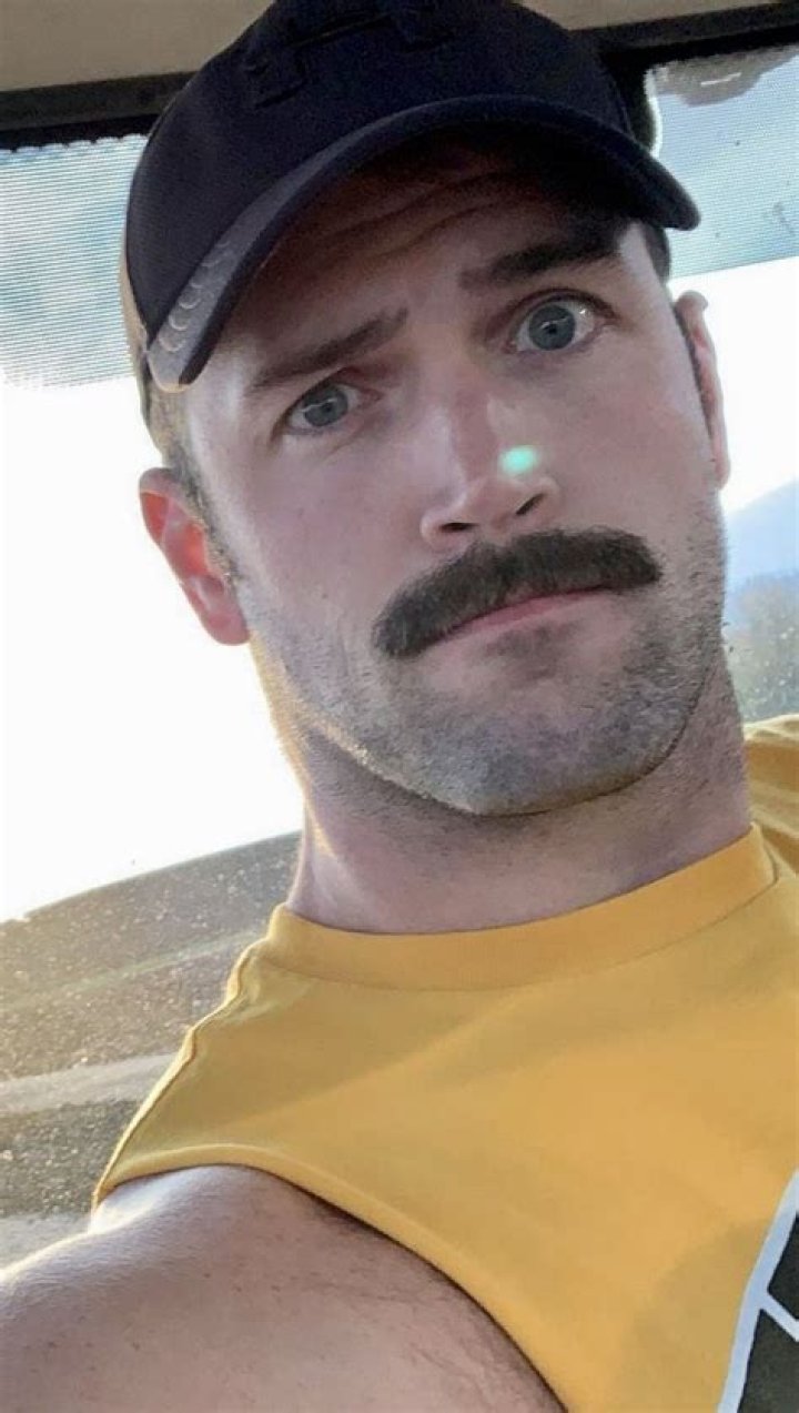Moustaches, Men, Justin Clynes, Shirtless Hunks, His Jeans