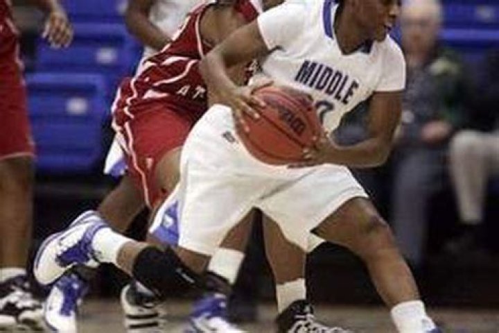 MTSU junior Tina Stewart stabbed to death, school president reaches out
