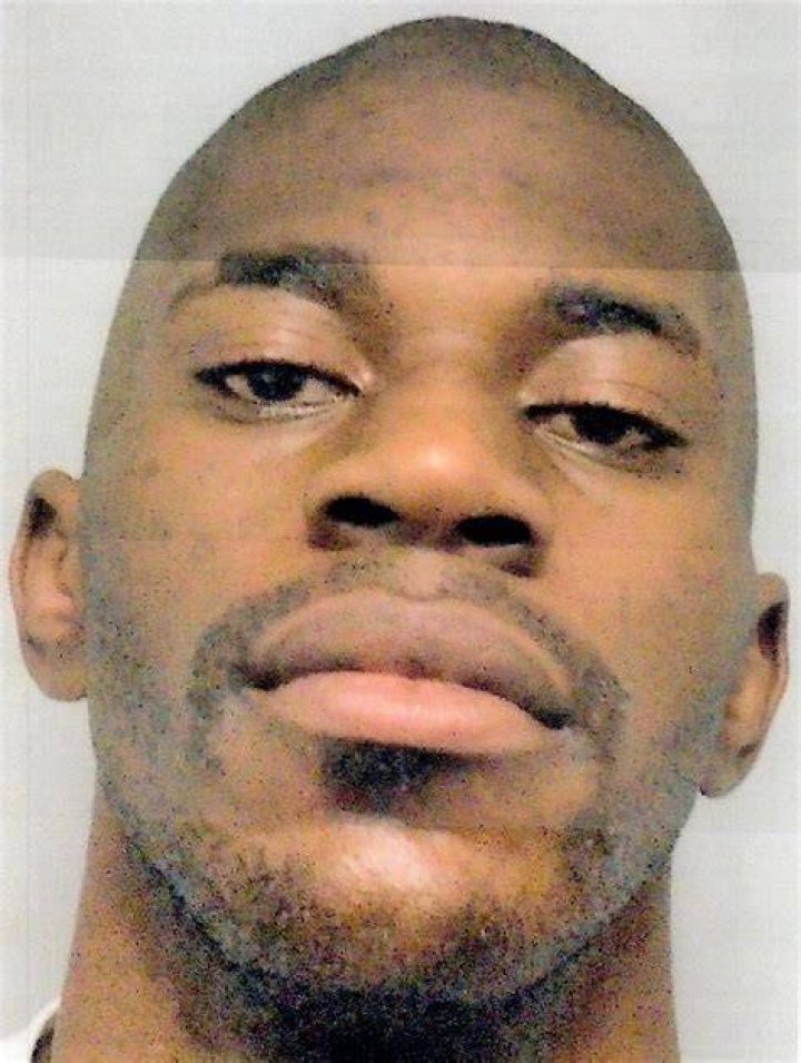 Mugshot of Man with Extremely Wide Neck Goes Viral