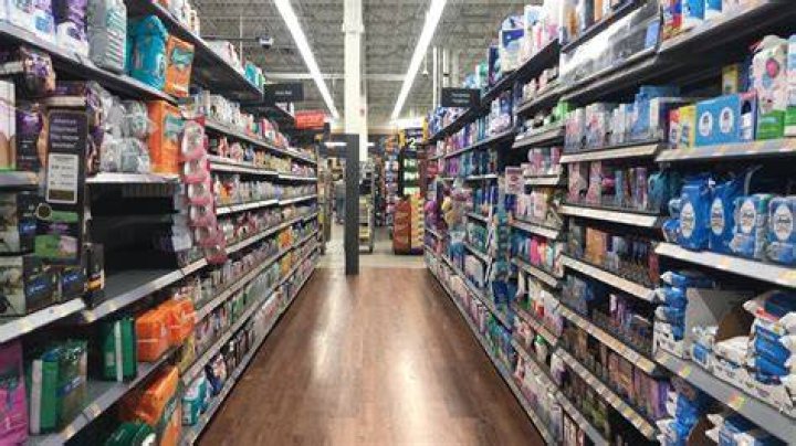 Mujer gana demanda de 2 millones de d&oacute;lares a Walmart tras ser acusada