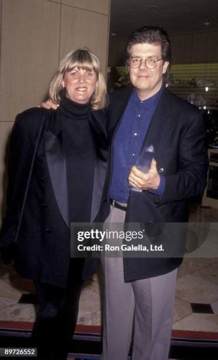 Nancy Hughes, John Hughes' widow, lists Lake Forest mansion for 4.49