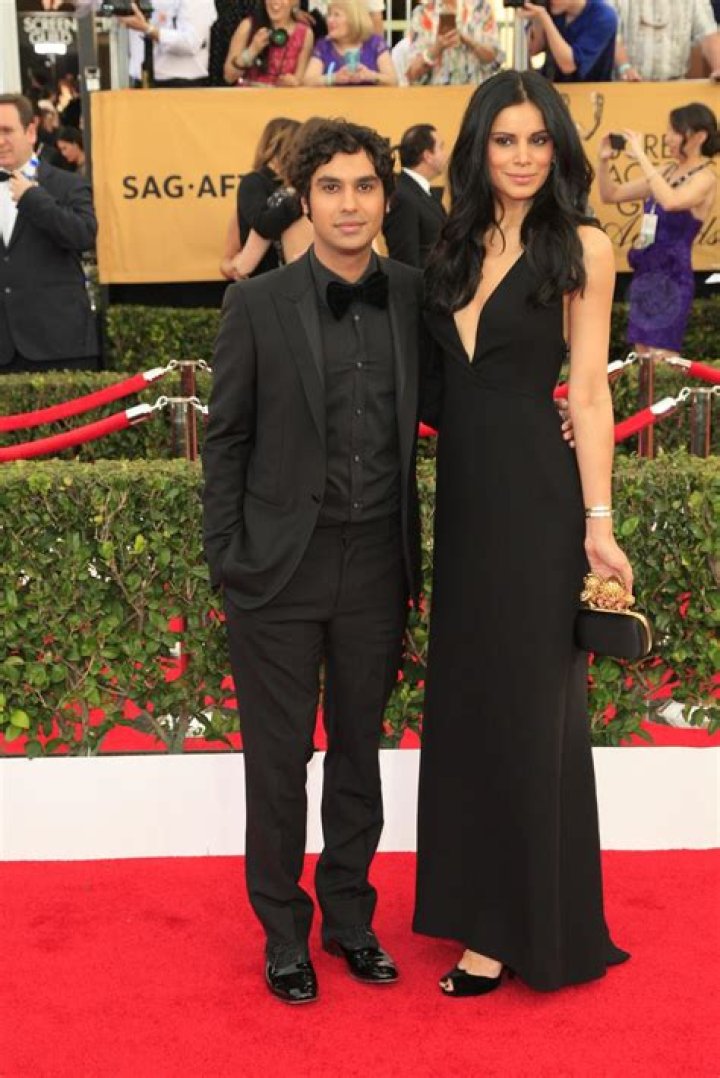 Neha Kapur The Shoes, Bags, and Jewels at the SAG Awards Shined