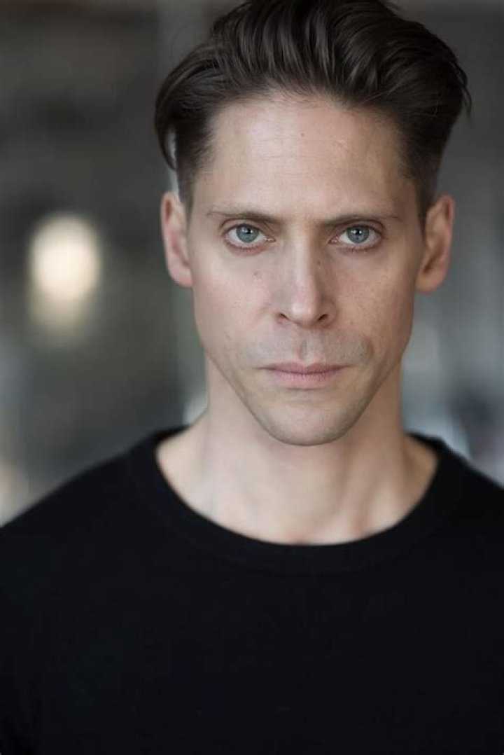 Neil Newbon IMDb
