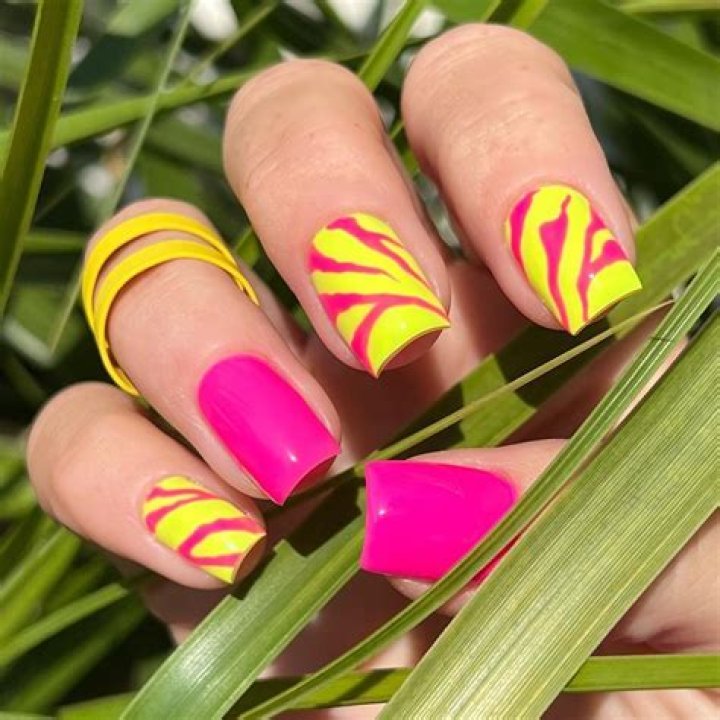 Neon Pink Nails Each custom set comes with 10 nails.Purchase a set of