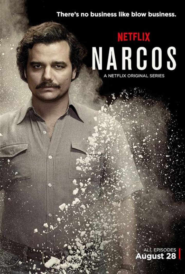 Netflix show Narcos recreates Pablo Escobar's shootout death in