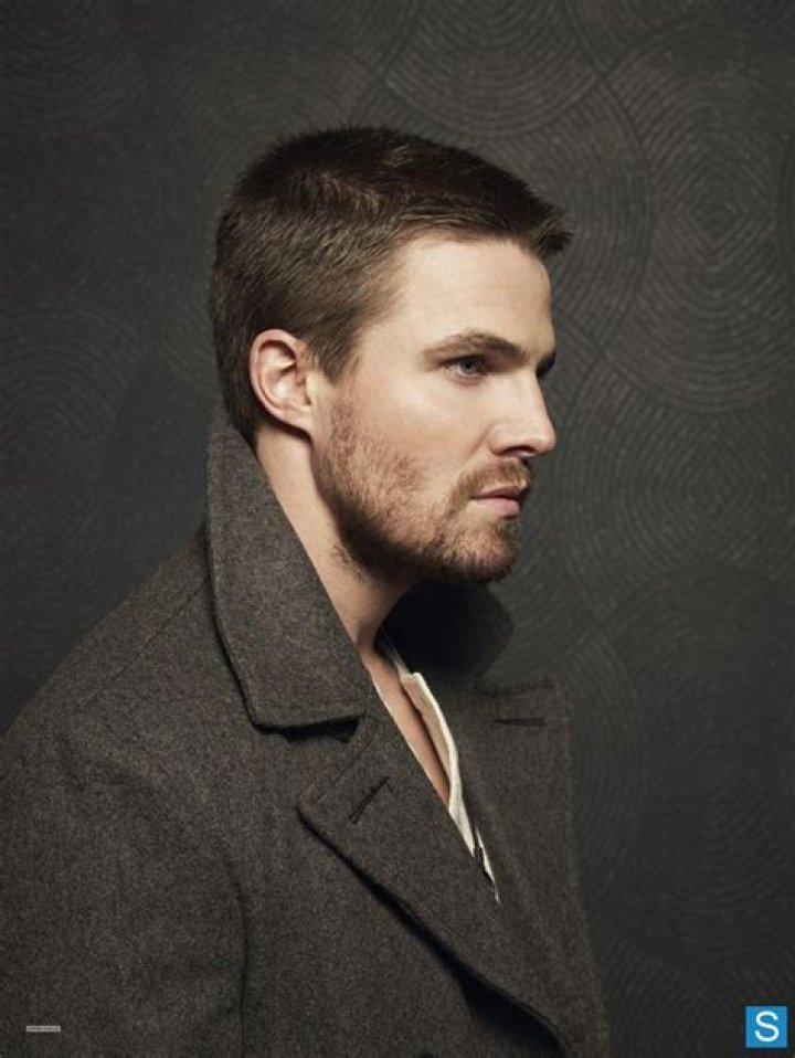 New Promotional Photos Stephen Amell Photo (34216861) Fanpop