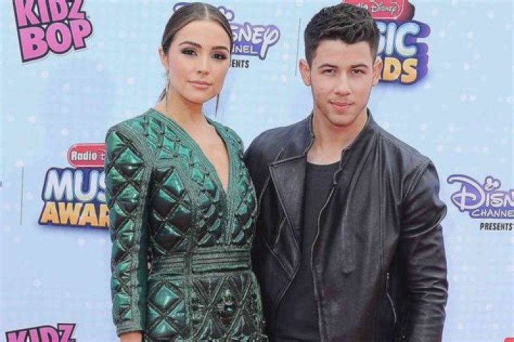 Nick Jonas & Olivia Culpo Italian Dinner Duo Photo 619994 Photo