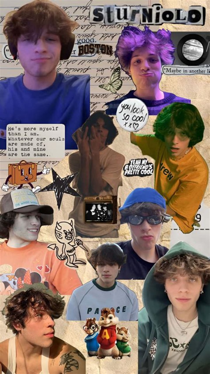 Nick Sturniolo. ️Wallpaper in 2022 Triplets, Beautiful boys, Pretty boys