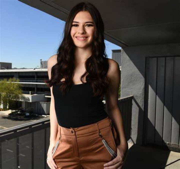 Nicole Maines plays first transgender superhero in CW's Supergirl
