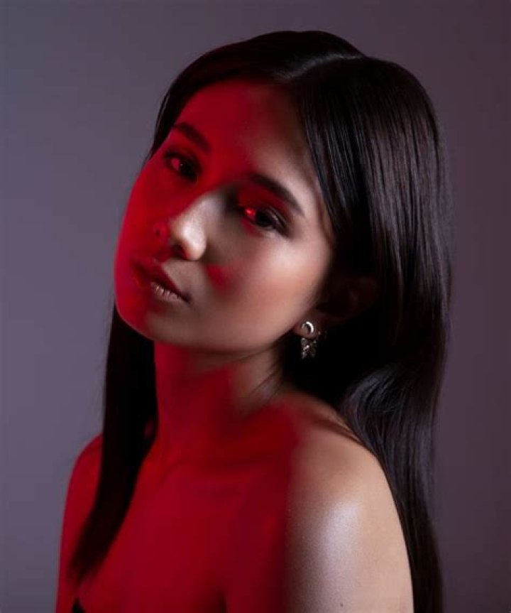 NIKI Wants Asians To Own Their Heritage refinery29 https//www