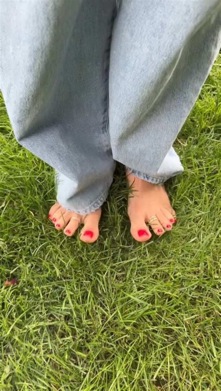Nina Marie Daniele Feet (7 photos) feet.wiki