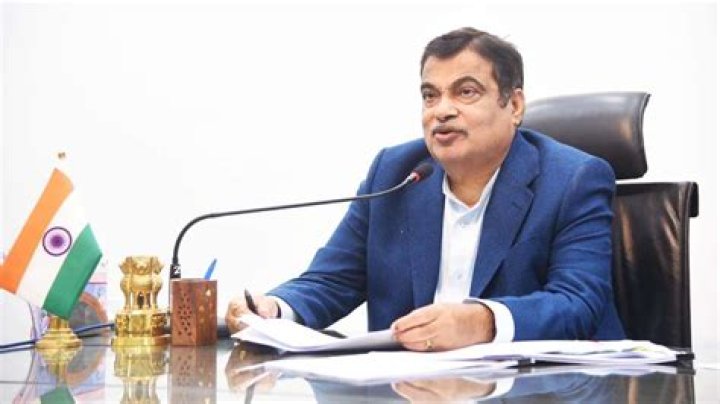 Nitin Gadkari Soon cars will have flexible engines, customers will