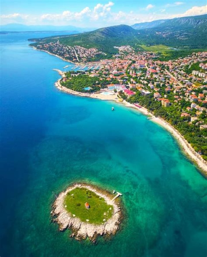 Novi dečko Tamare Kalinić konačno u javnosti (foto) Hello Magazin!