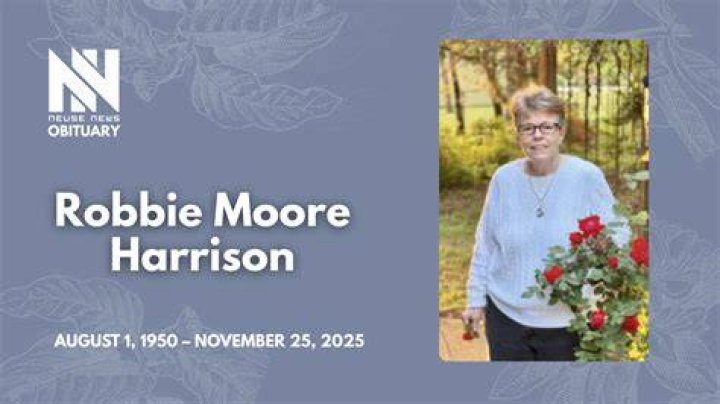 Obituary for Robbie (Barrow) Montgomery McLeighton Funeral Service