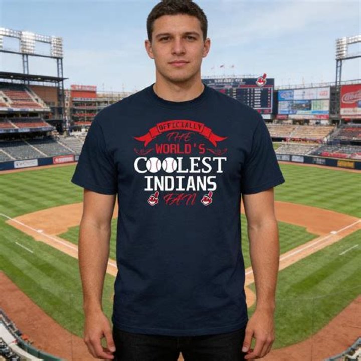 Officially The World's Coolest Cashier TShirt Gifts Idea Mother