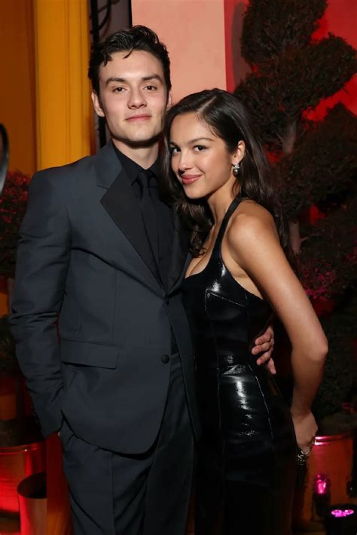Olivia Rodrigo Parents Who Are Jennifer And Chris Rodrigo? Family