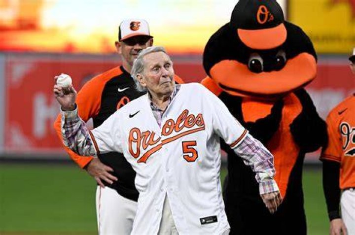 Orioles defensive stalwart and legend Brooks Robinson has died at 86