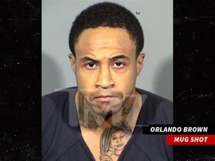 Orlando Brown Reveals Huge Tattoo of RavenSymon&eacute; on Neck & Chest