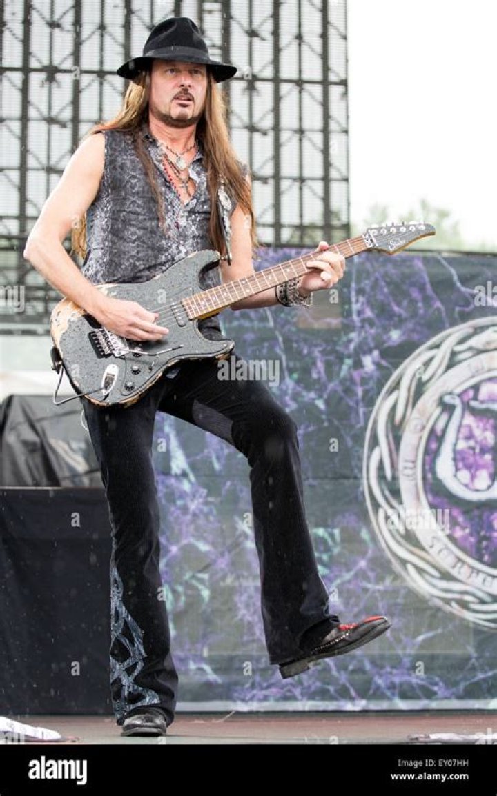 Oshkosh, Wisconsin, USA. 16th July, 2015. Guitarist MARK MATEJKA of