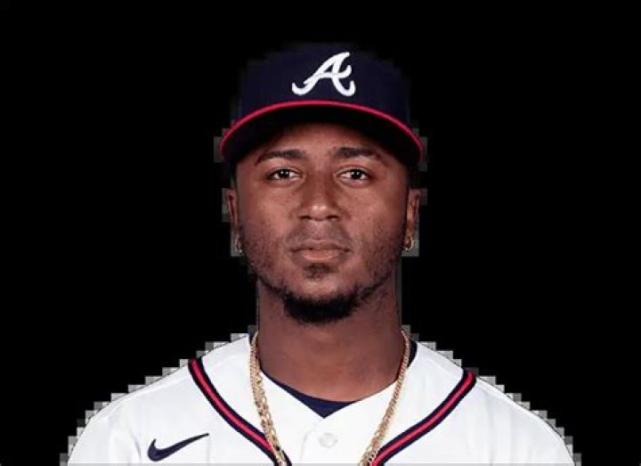 Ozzie Albies Wiki, Age, Bio, Height, Girlfriend, Family, Net Worth