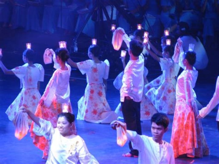 Pandanggo sa ilaw used to dance this myself... Festival inspiration