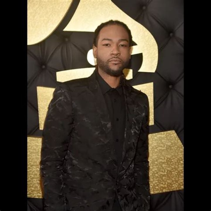 PartyNextDoor Deletes Tweet About Jews Selling Chains XXL