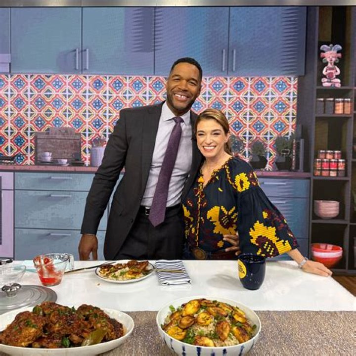 Pati Jinich's Marital Status Revealed