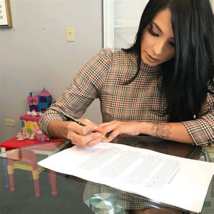 Patricia Corcino se une al elenco del programa "Lo s&eacute; todo" TVboricuaUSA